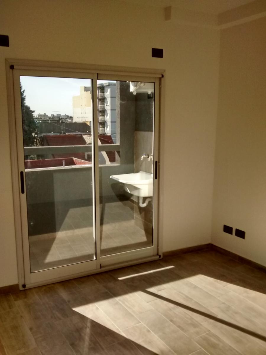 DEPARTAMENTOS DE 2 AMBIENTES A ESTRENAR 1°, 2° Y 3° PISO CON COCHERAS OPCIONALES — foto 11
