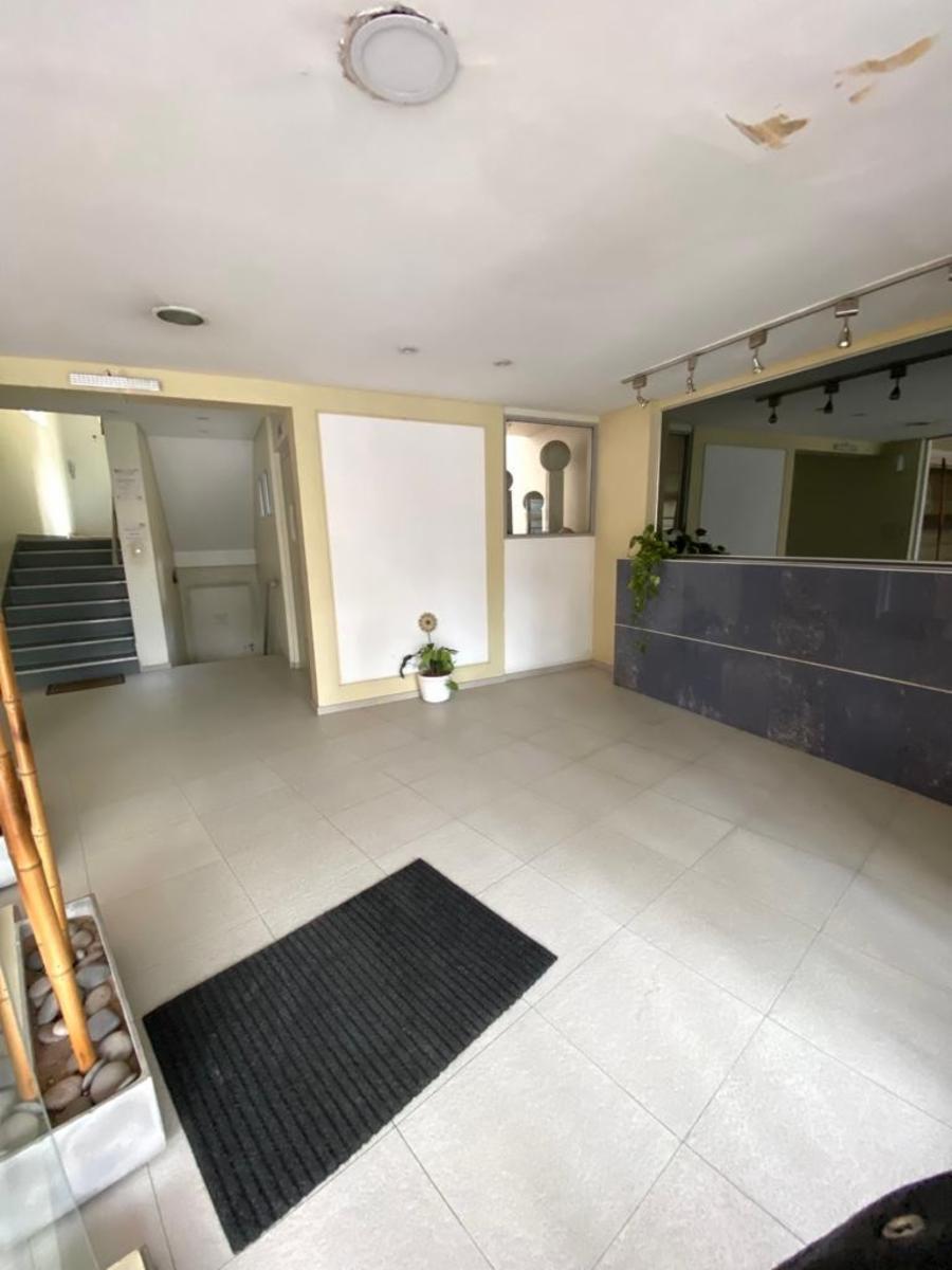 Departamento monoambiente con balcon 2° piso al contrafrente. San justo, excelente ubicacion. — foto 3