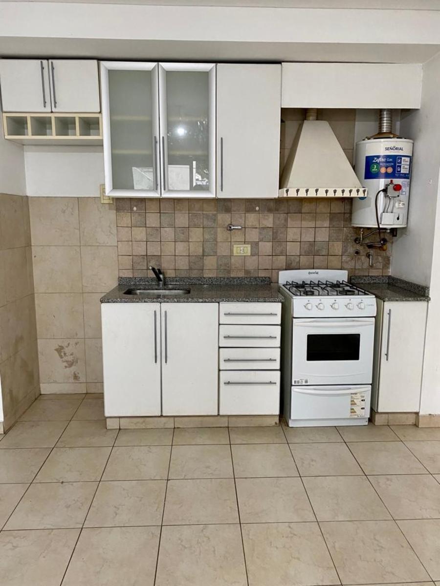 Departamento monoambiente con balcon 2° piso al contrafrente. San justo, excelente ubicacion. — foto 13