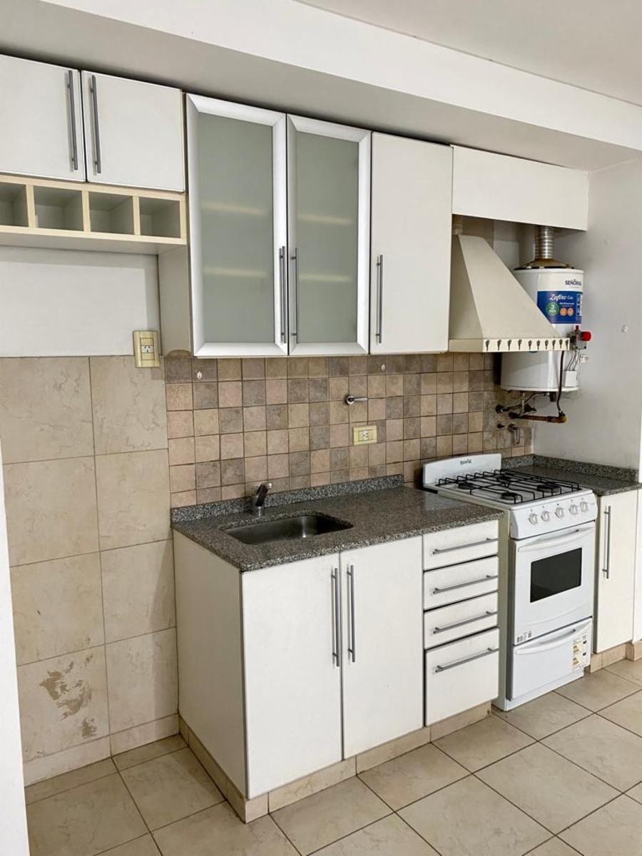 Departamento monoambiente con balcon 2° piso al contrafrente. San justo, excelente ubicacion. — foto 14