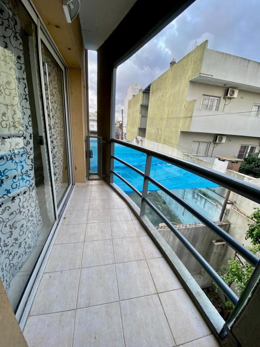 Departamento monoambiente con balcon 2° piso al contrafrente. San justo, excelente ubicacion. - 19