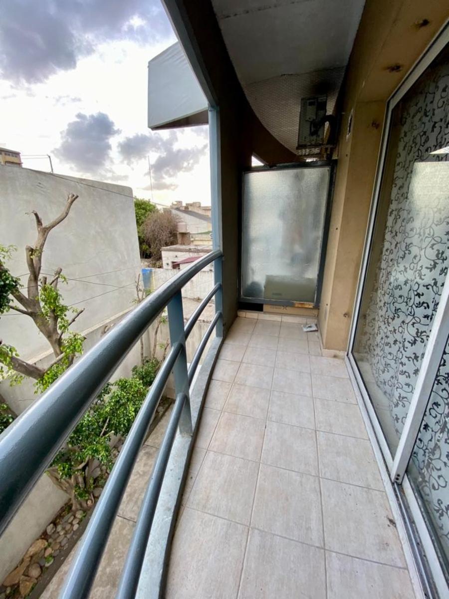 Departamento monoambiente con balcon 2° piso al contrafrente. San justo, excelente ubicacion. - 21