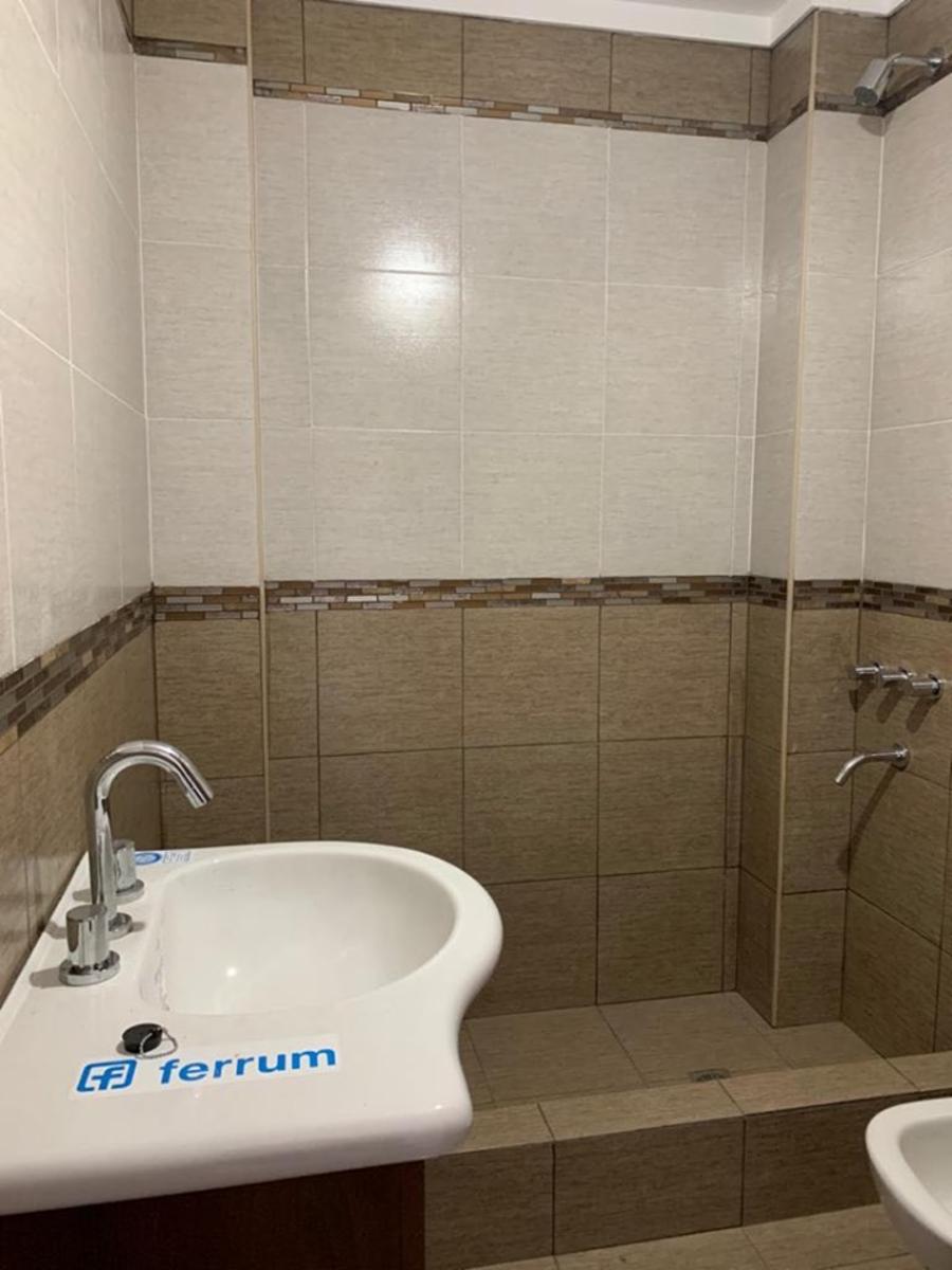 deptos de 3 ambientes 1 y 2 piso al contra frente a estrenar — foto 2