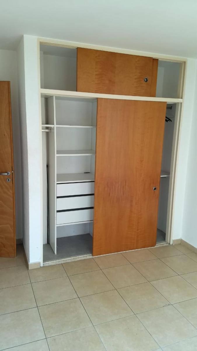 DEPARTAMENTO DE 2 AMBIENTES CON COCHERA CON PORTÓN AUTOMÁTICO Y TERRAZA, MORON — foto 4