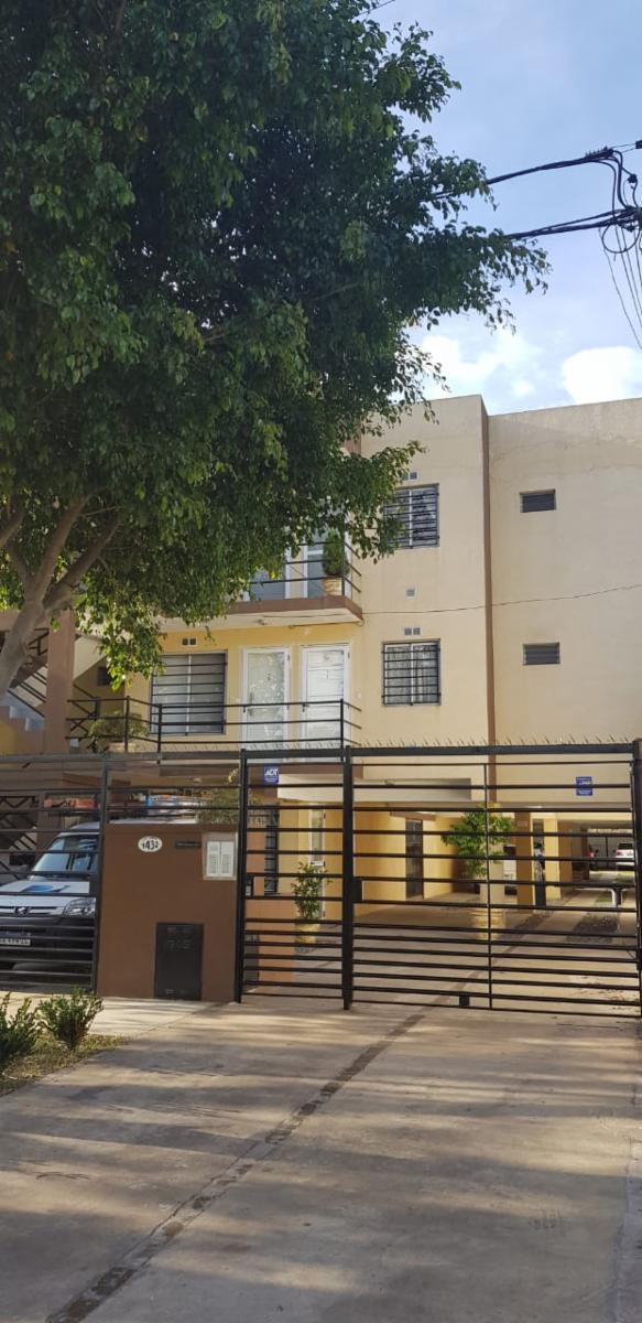 DEPARTAMENTO DE 2 AMBIENTES CON COCHERA CON PORTÓN AUTOMÁTICO Y TERRAZA, MORON — foto 6