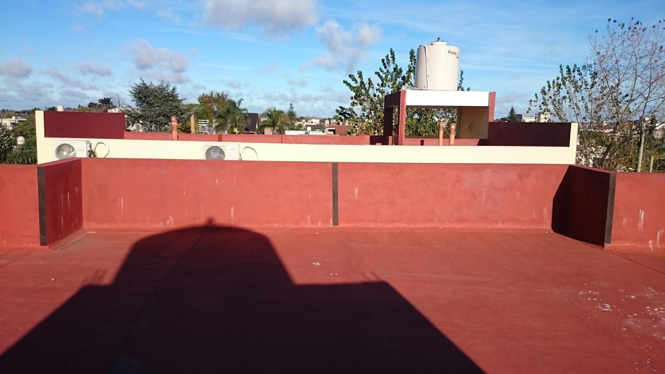DEPARTAMENTO DE 2 AMBIENTES CON COCHERA CON PORTÓN AUTOMÁTICO Y TERRAZA, MORON — foto 8