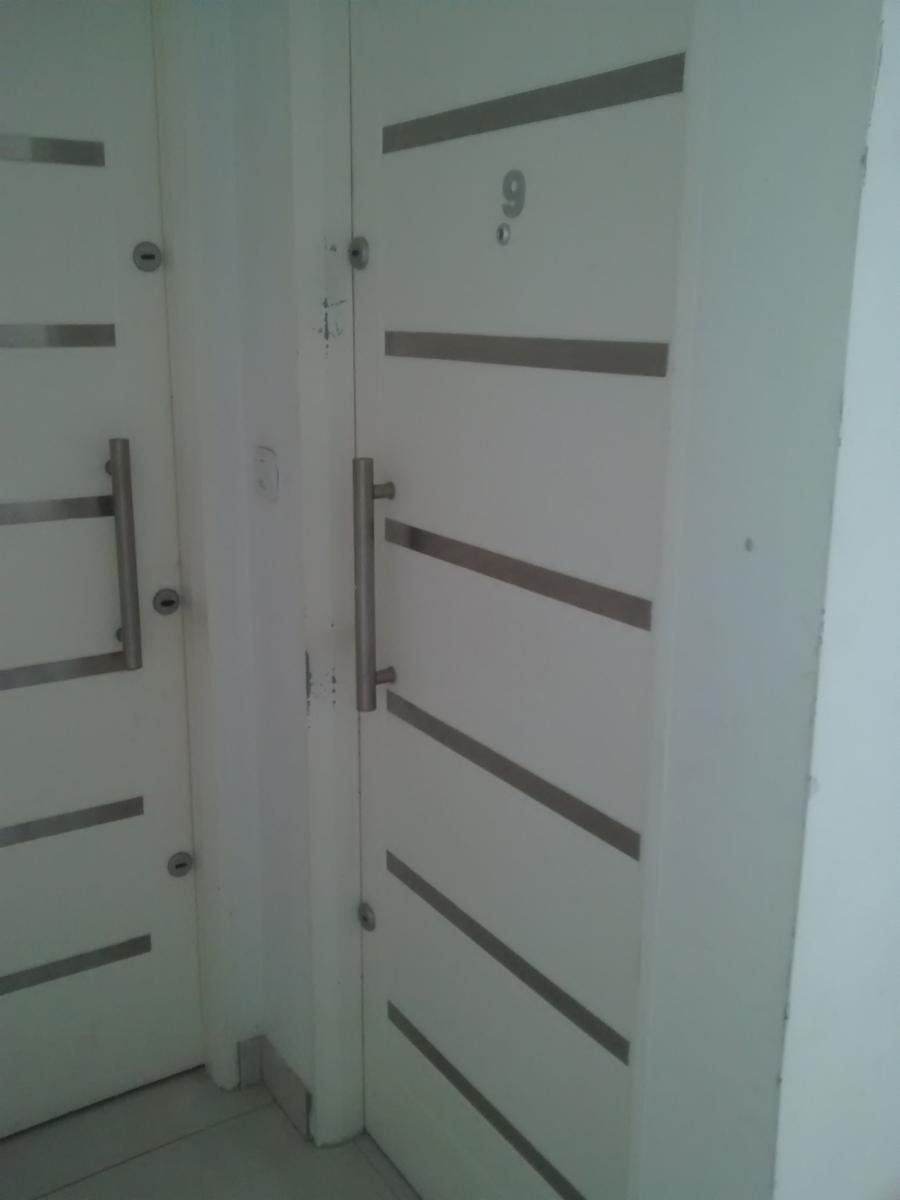DEPTO DE 2 AMBIENTES CON TERRAZA PROPIA