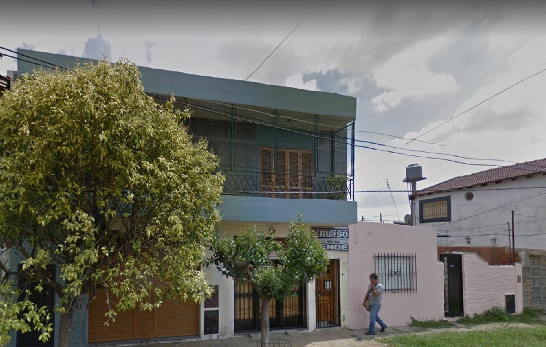 LOCAL DE 8 X 4.55 CON PERSIANA CIEGA DE ENROLLAR