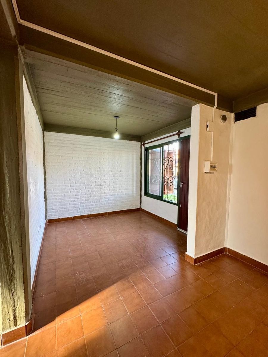DEPARTAMENTO 2 AMBIENTES PLANTA BAJA CON PATIO, EXCELENTEUBICACION.APTO CREDITO. NUEVO VALOR — foto 5