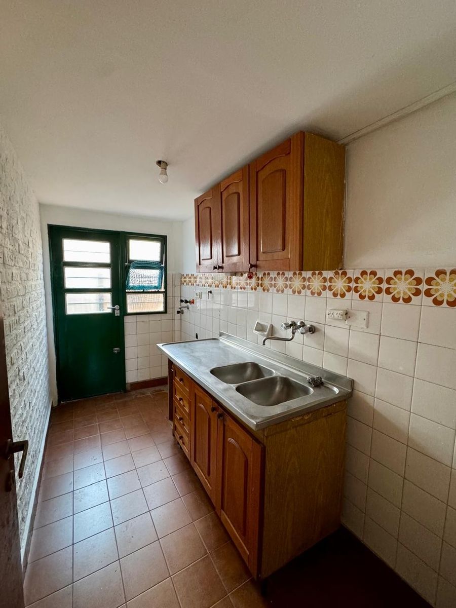 DEPARTAMENTO 2 AMBIENTES PLANTA BAJA CON PATIO, EXCELENTEUBICACION.APTO CREDITO. NUEVO VALOR — foto 14