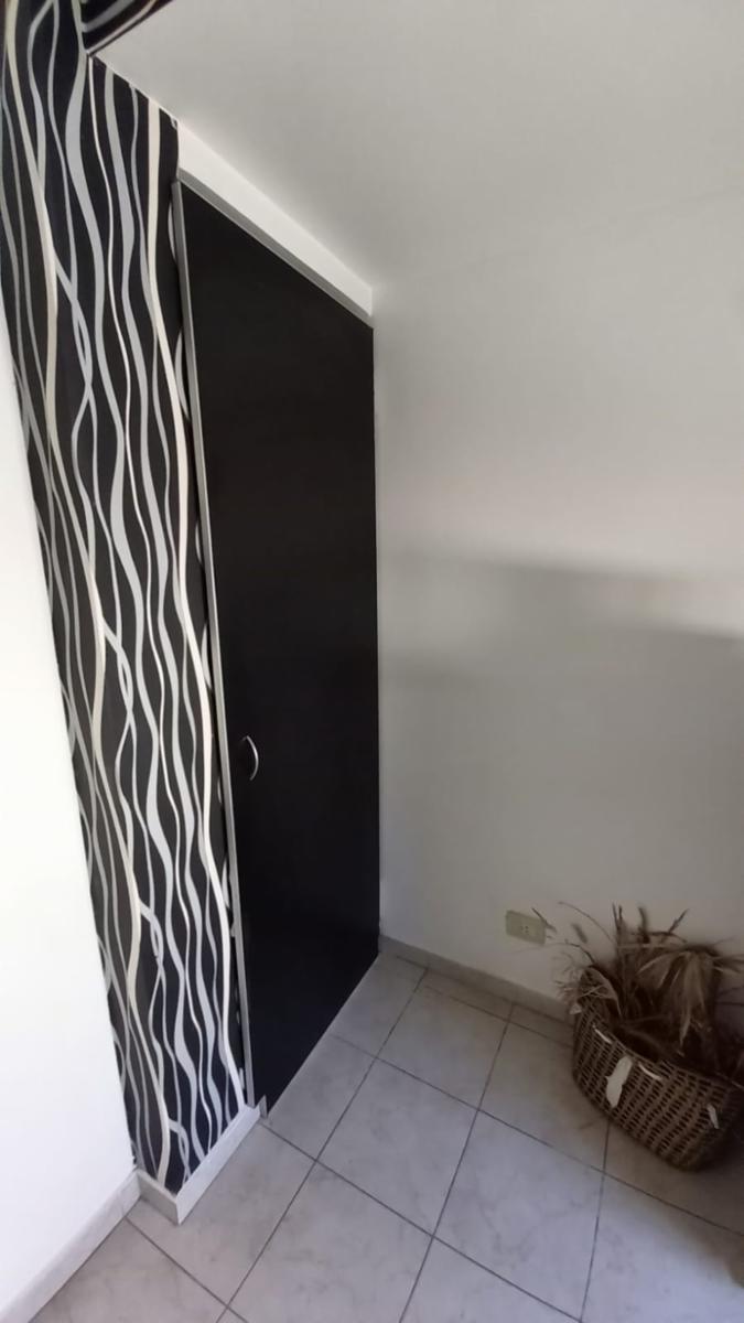EXCELENTE DEPARTAMENTO DE 3 AMBIENTES EN 1° PISO CON PATIO — foto 10