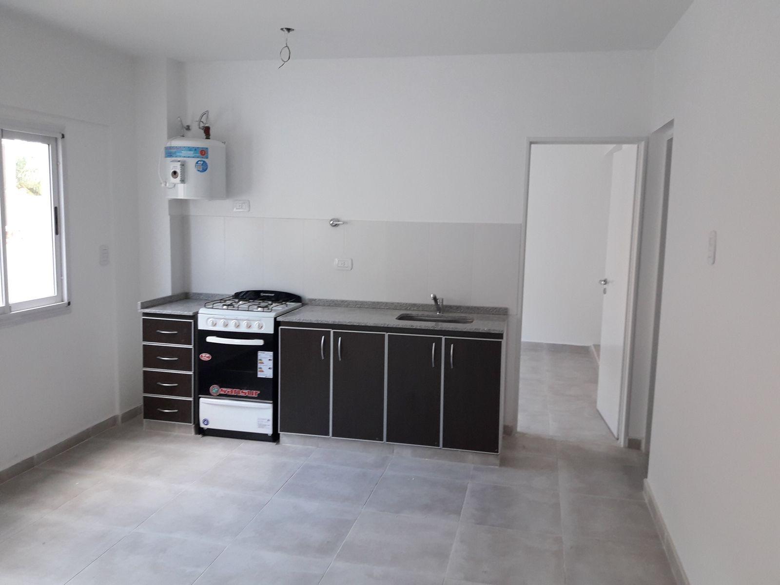 Departamento 2 ambientes en 1er piso al frente. Impecable estado — foto 5