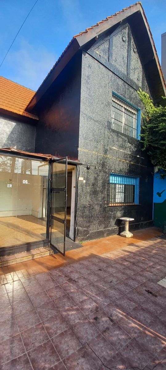 LOCAL COMERCIAL, EXCELENTE ESQUINA SOBRE PRESIDENTE PERON, IDEAL EMPRENDIMIENTO GASTRONOMICO. - 14