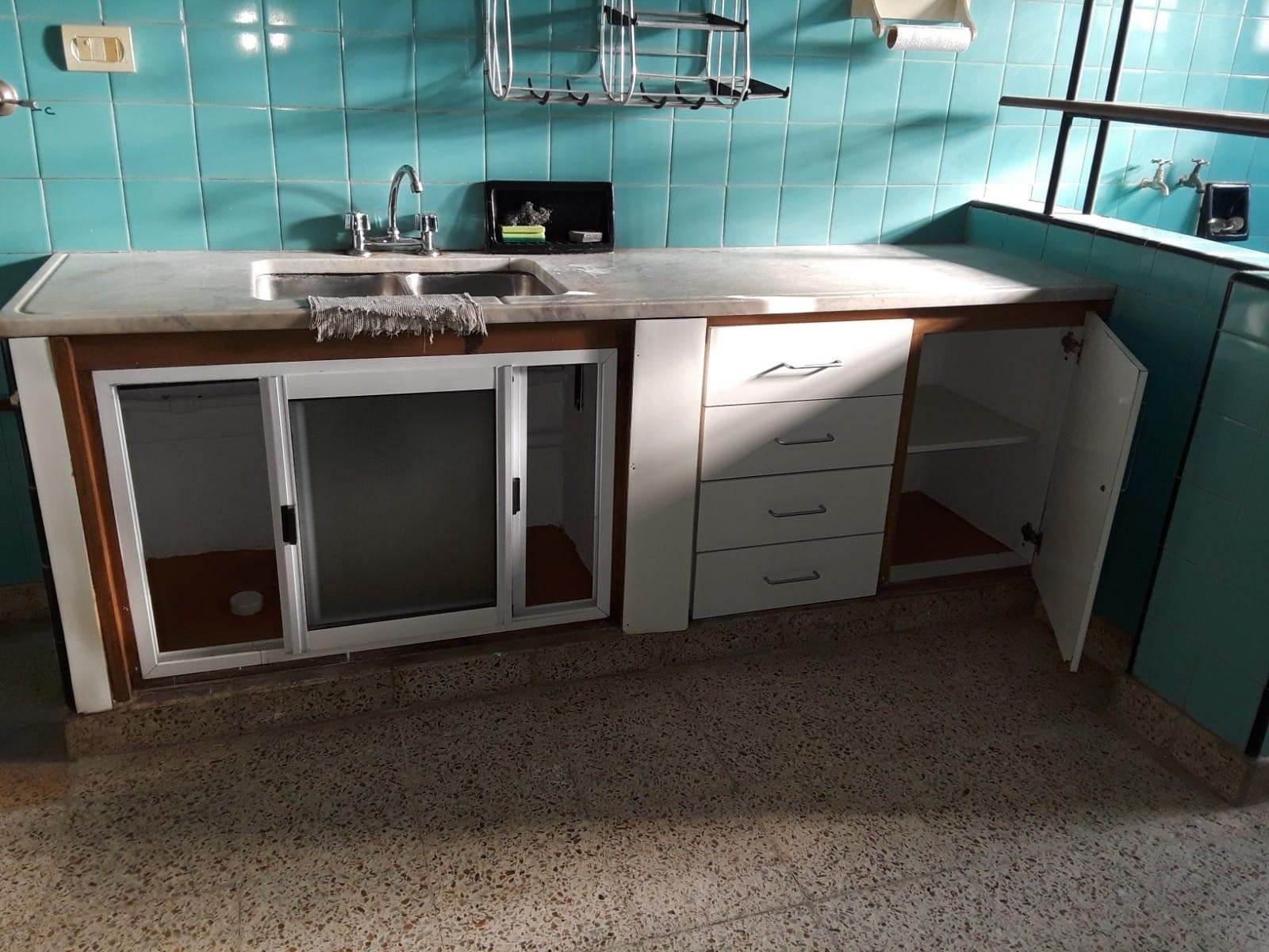 CASA AMERICANA CON GALPÓN TECHO PARABÓLICO (220 m2) EN LA PARTE DE ATRÁS SOBRE LOTE DE 10 X 45M. — foto 10