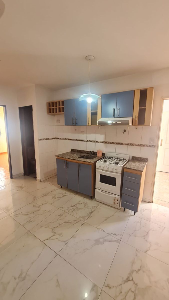 DEPARTAMENTO 3 AMBIENTES PRIMER PISO, TERRAZA EN COMÚN. EXCELENTEUBICACIÓN A METROS DE AV. ARIETA - 3