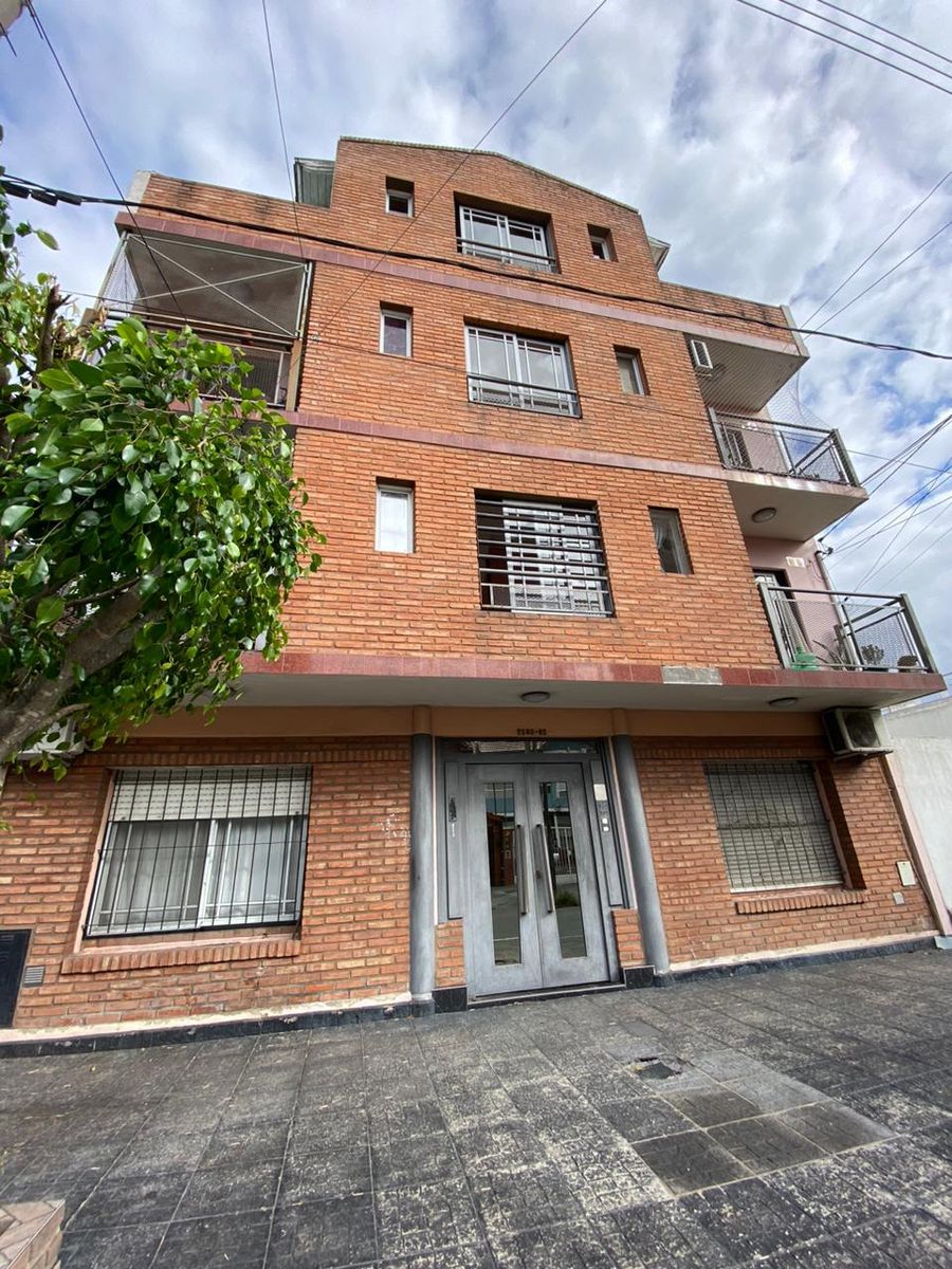 DEPARTAMENTO 3 AMBIENTES PRIMER PISO, TERRAZA EN COMÚN. EXCELENTEUBICACIÓN A METROS DE AV. ARIETA - 6