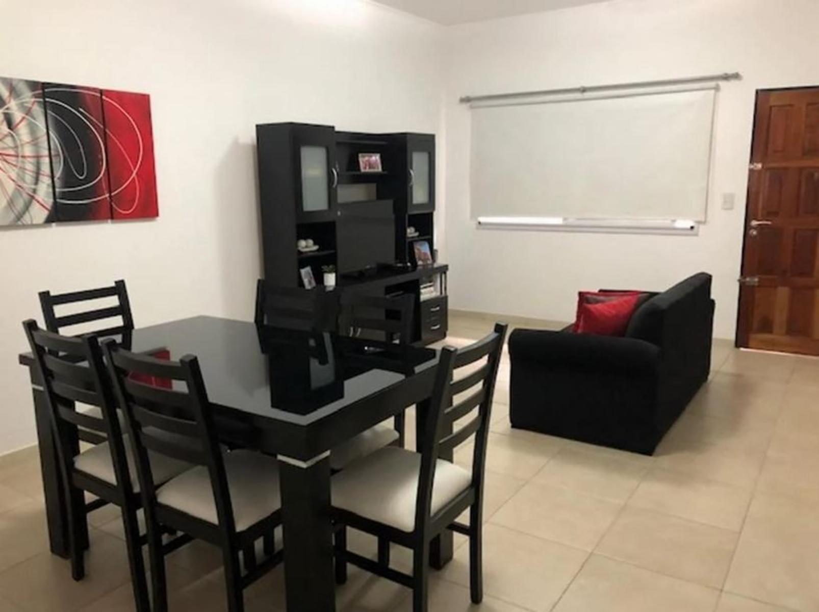 Departamento 3 ambientes planta baja con cochera, patio y lavadero. Excelente estado y ubicación. NUEVO VALOR