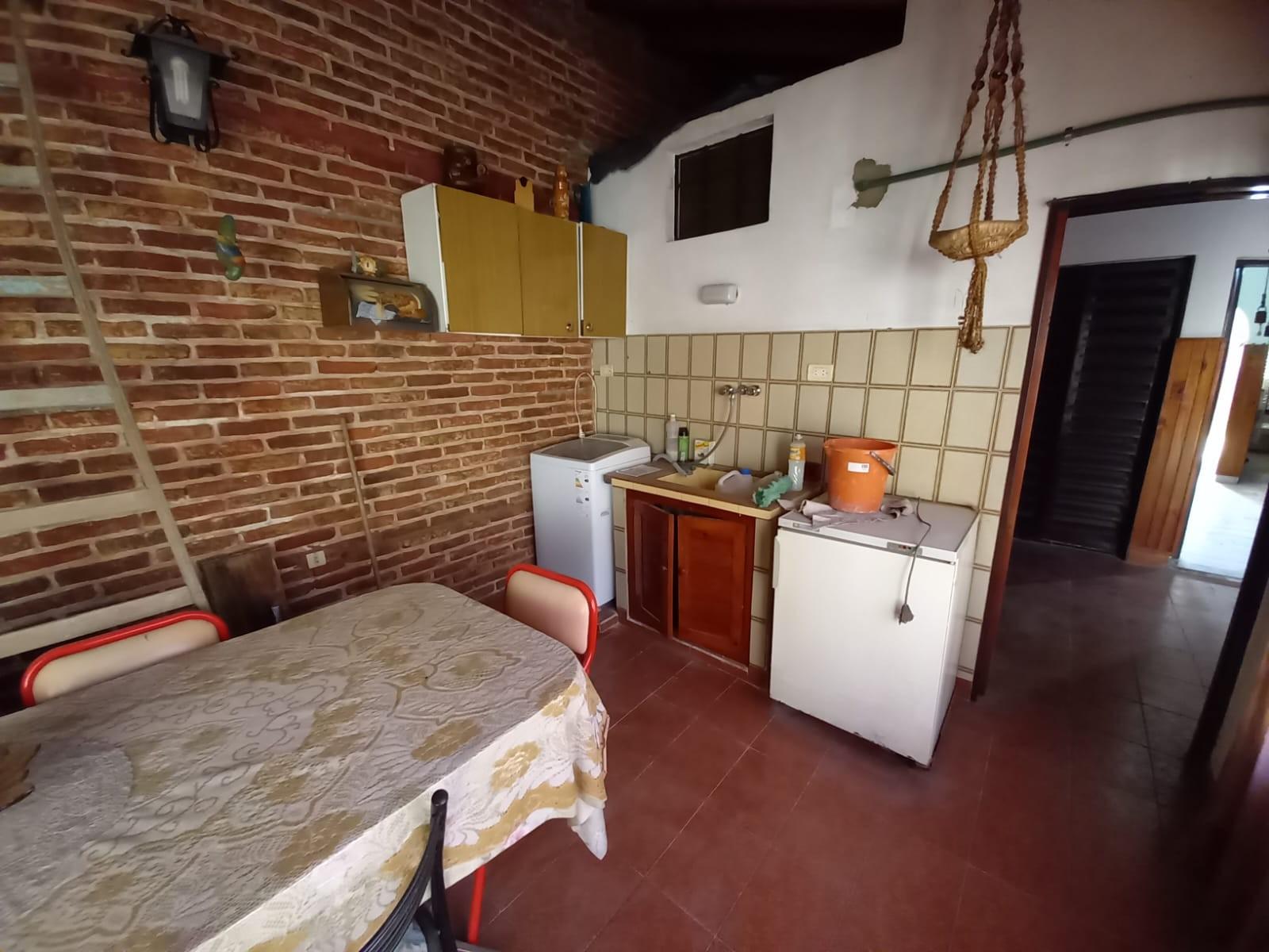 CASA AMERICANA 3 AMBIENTES CON COCHERA Y QUINCHO CON PARRILLA, HAEDO. — foto 8