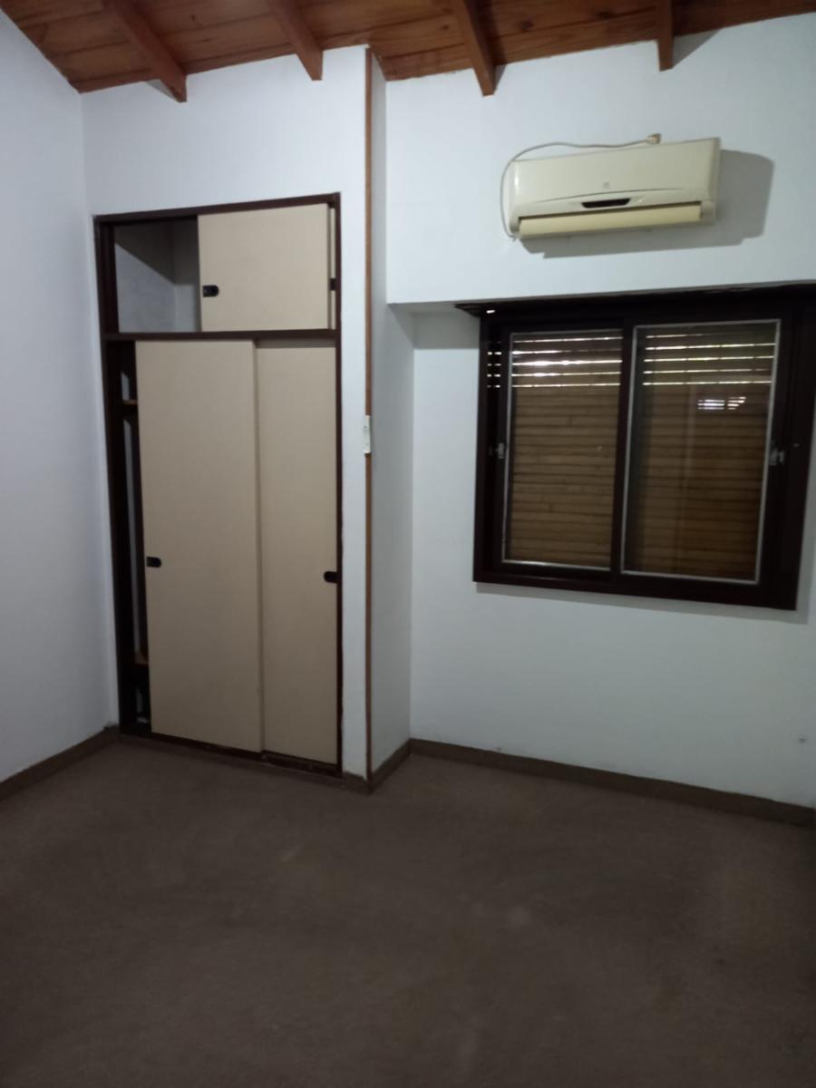OPORTUNIDAD - Duplex 3 ambientes al frente con cochera propia y patio — foto 14