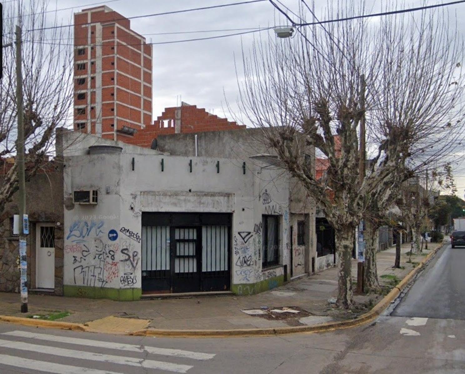 LOCAL EN EXCELENTE ESQUINA CENTRO DE SAN JUSTO (PERU Y OCAMPO) — foto 4