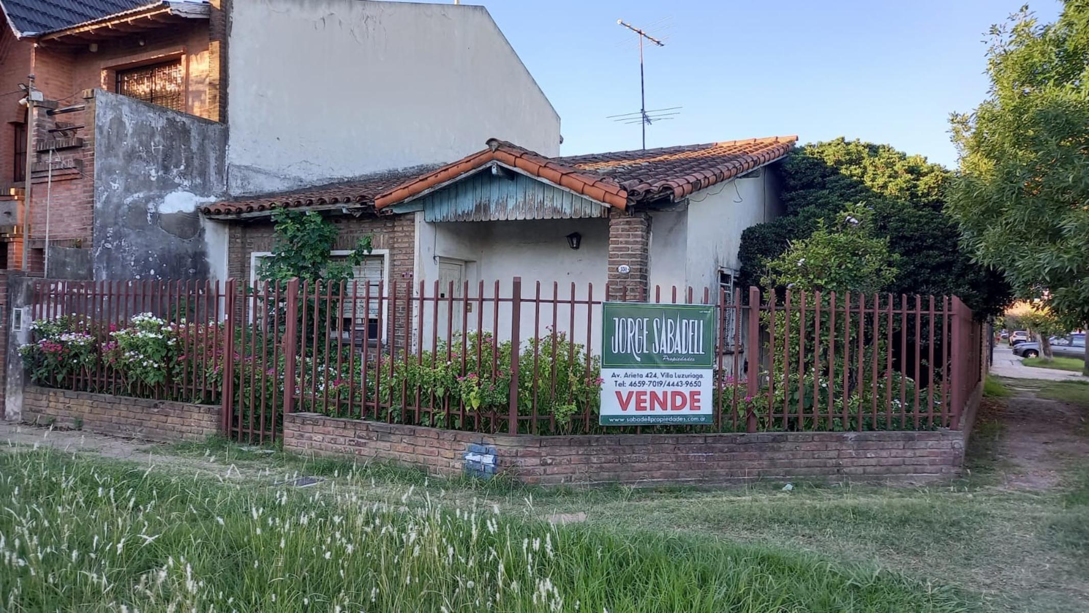 CHALET DE 3 AMBIENTES A RECICLAR O DEMOLER — foto 2