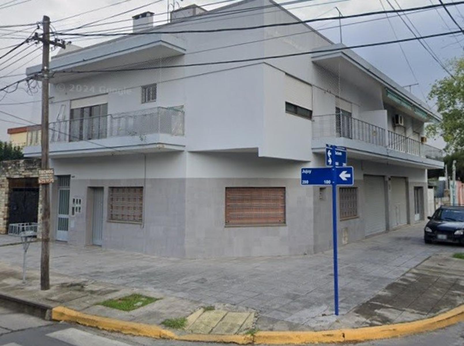 VENTA EN BLOCK. Excelente propiedad ideal inversor, para renta.