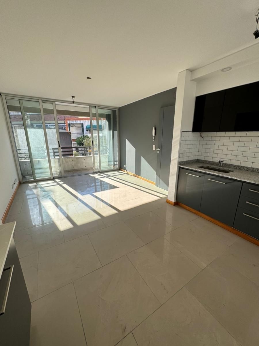 Excelente departamento 2 ambientes a estrenar en primer piso con balcónal frente. Haedo. Apto Credito — foto 8