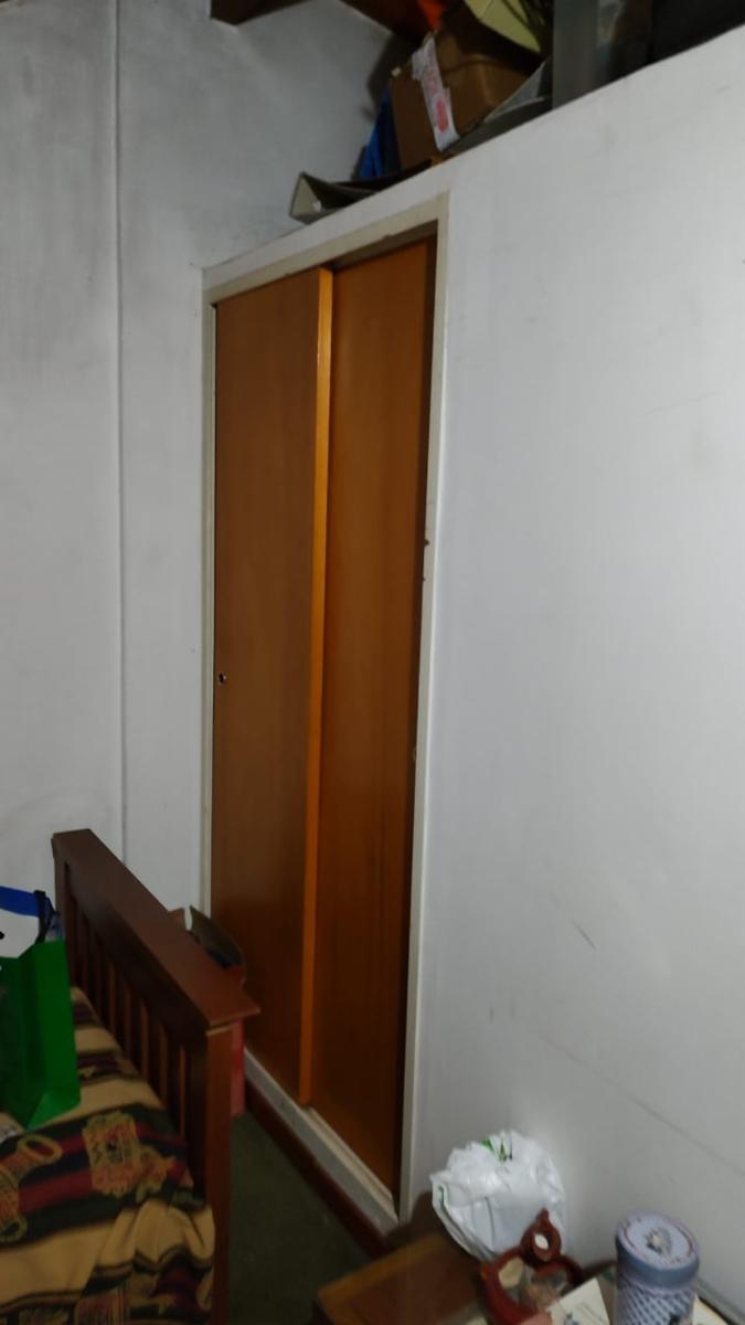 Chalet de 5 ambientes con garage y fondo libre, sobre lote de 10 x 28. Muy buen estado — foto 9