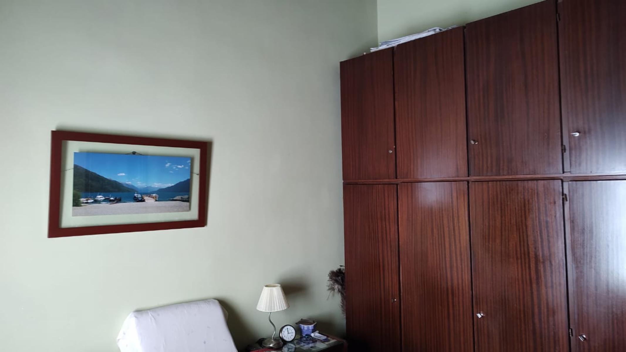 Chalet de 5 ambientes con garage y fondo libre, sobre lote de 10 x 28. Muy buen estado — foto 10