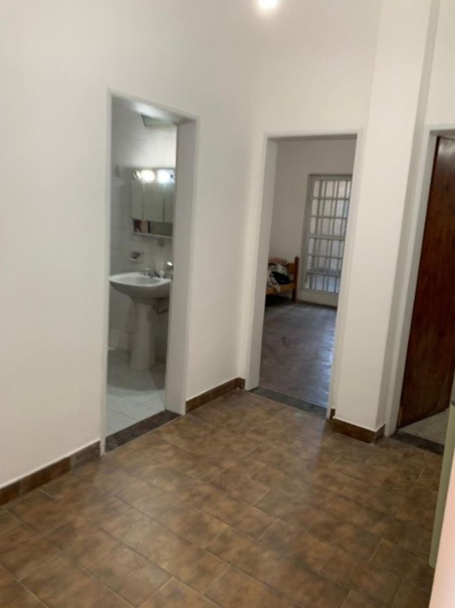 PH 3 AMBIENTES CON GARAGE Y FONDO LIBRE — foto 4