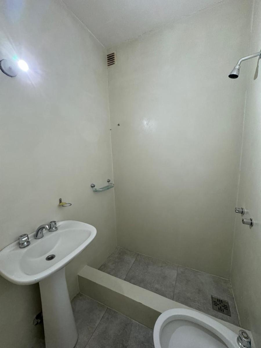 Departamento 2 ambientes con balcón al frente, excelente ubicación esquina Av. Arieta. APTO CREDITO — foto 5