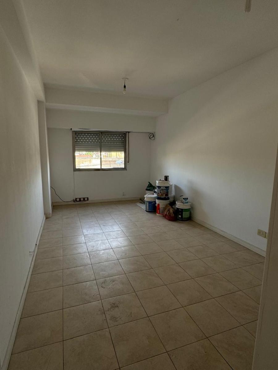Departamento 2 ambientes con balcón al frente, excelente ubicación esquina Av. Arieta. APTO CREDITO — foto 11