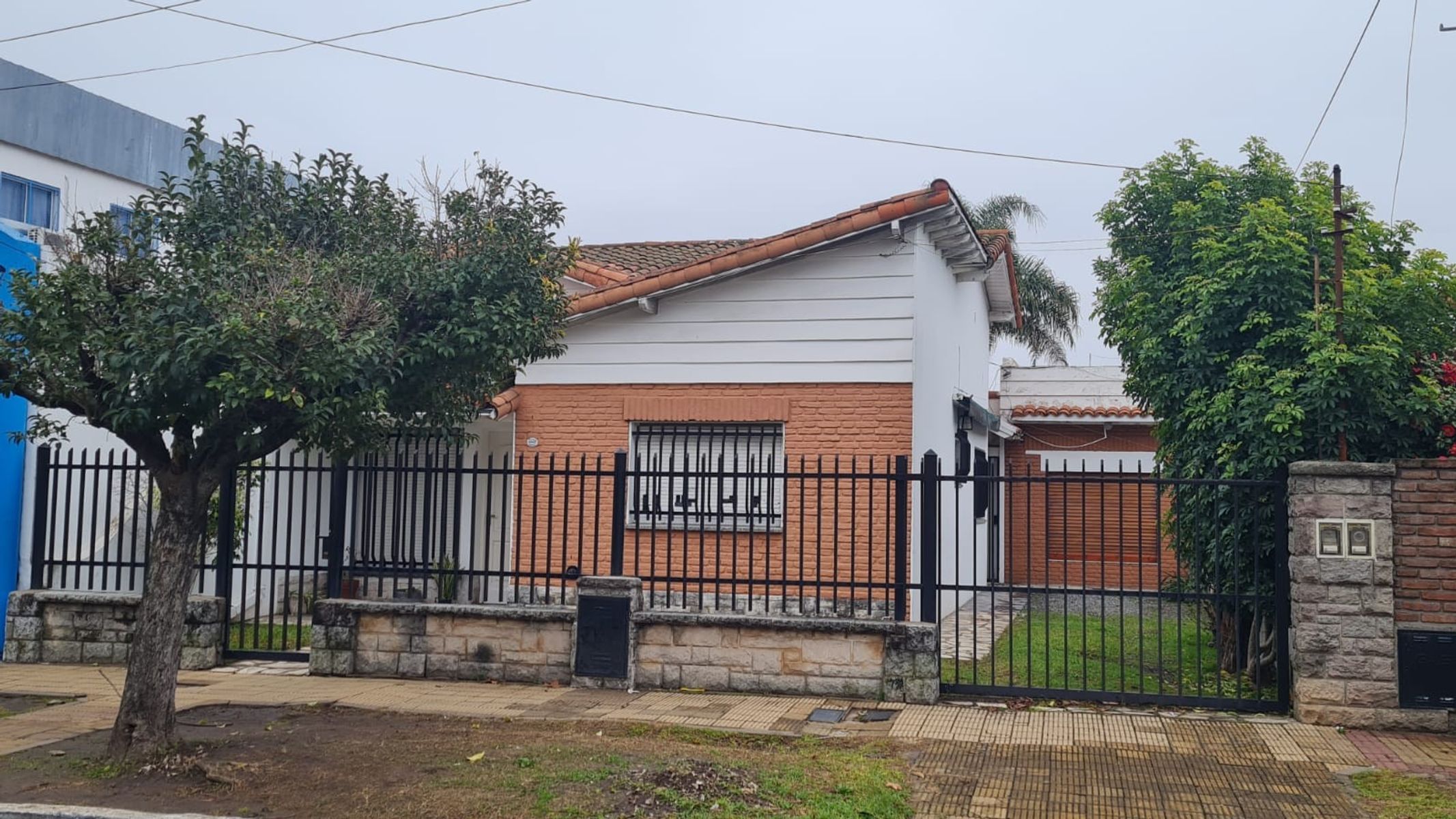 CHALET DE 4 AMBIENTES S/LOTE DE 11 X 38