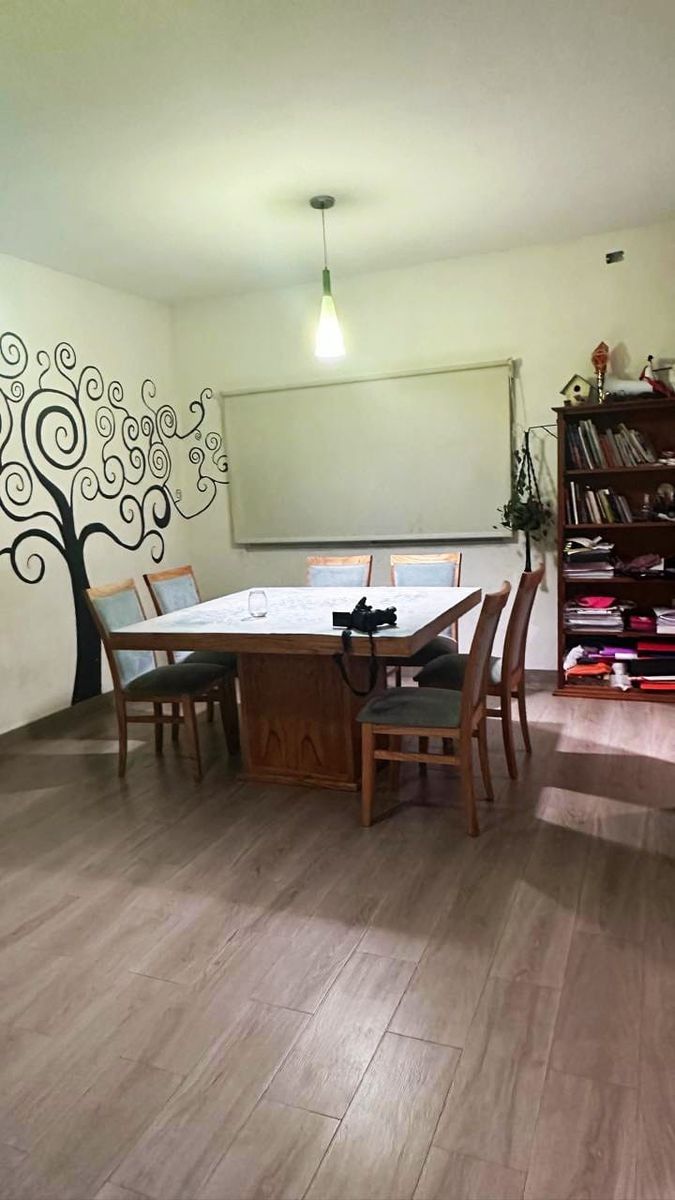 casa ph 4 ambientes con un local con 2 baños se vende todo en block — foto 10