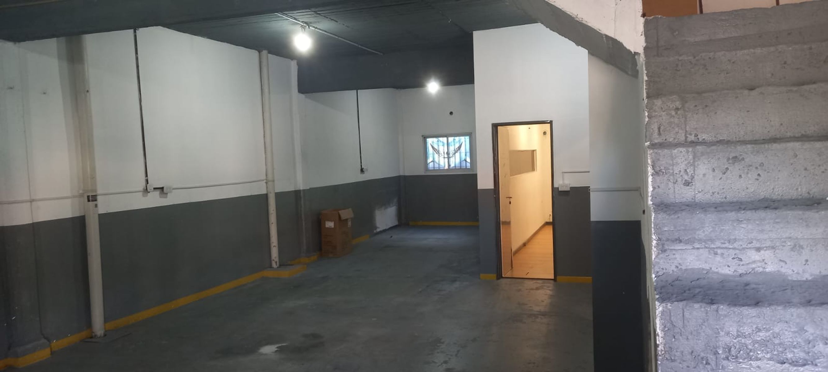 Galpon para deposito con oficina - 6