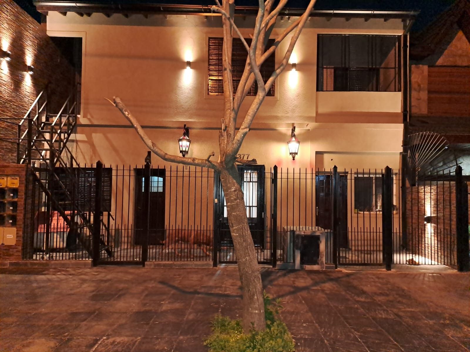 casa para 3 familias, venta en block — foto 2