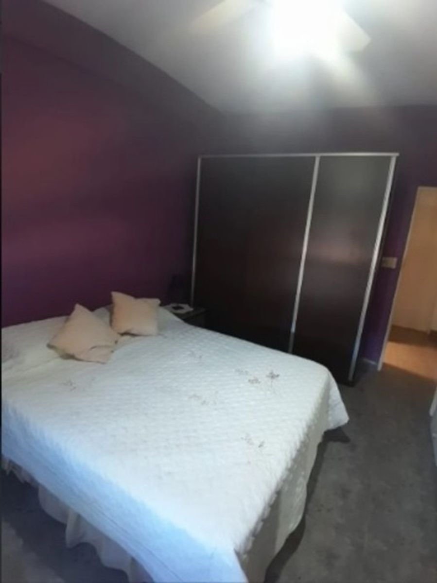 EXCELENTE CASA 4 AMBIERNTES TOTALMENTE RECICLADA CON CALEFACCION XRADIADORES CON CALDERA — foto 15