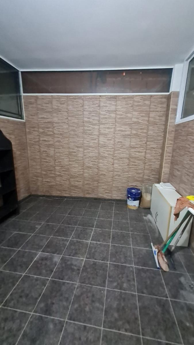 Departamento 2 ambientes planta baja con patio, Villa Luzuriaga — foto 4