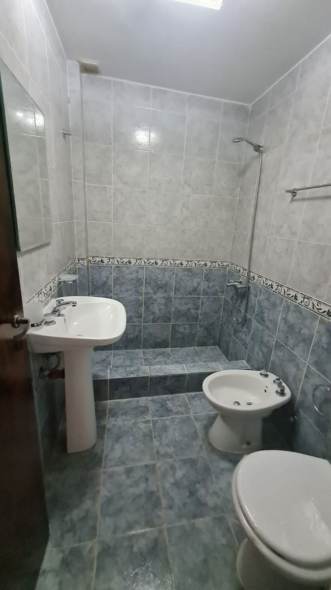 Departamento 2 ambientes planta baja con patio, Villa Luzuriaga — foto 5