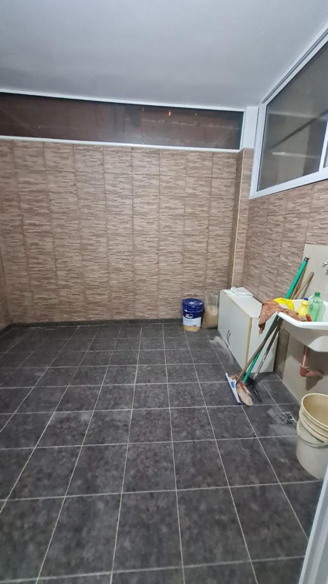 Departamento 2 ambientes planta baja con patio, Villa Luzuriaga — foto 8