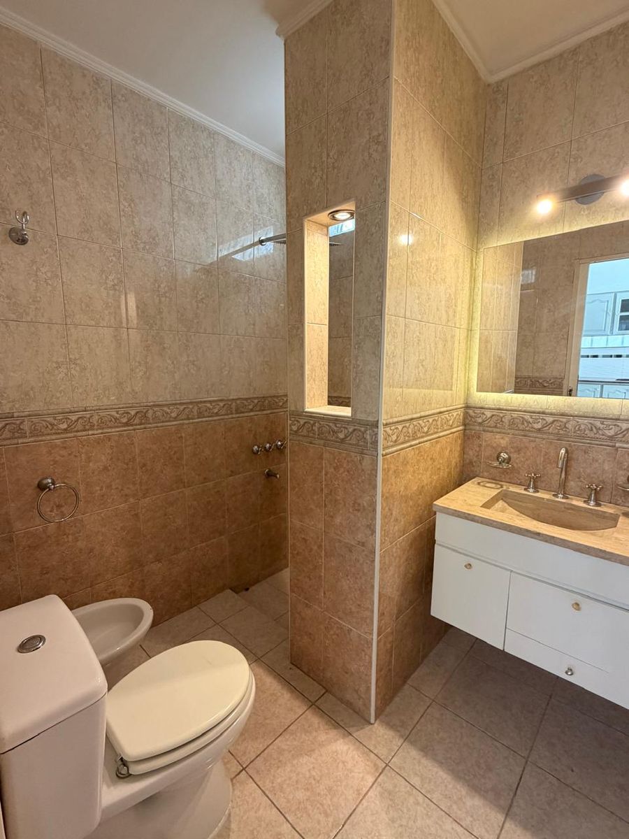 Excelente Chalet PH de 3 Ambientes Moderno con Patio y Parrilla. VillaLuzuriaga. OPORTUNIDAD — foto 6