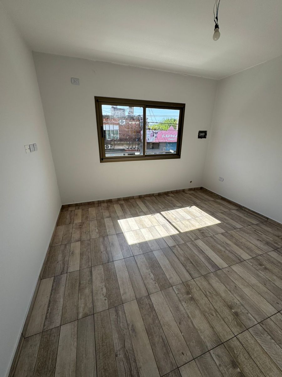 Departamento 2 Ambientes a estrenar con balcon, patio y terraza, sobreAv. Arieta - Apto Crédito