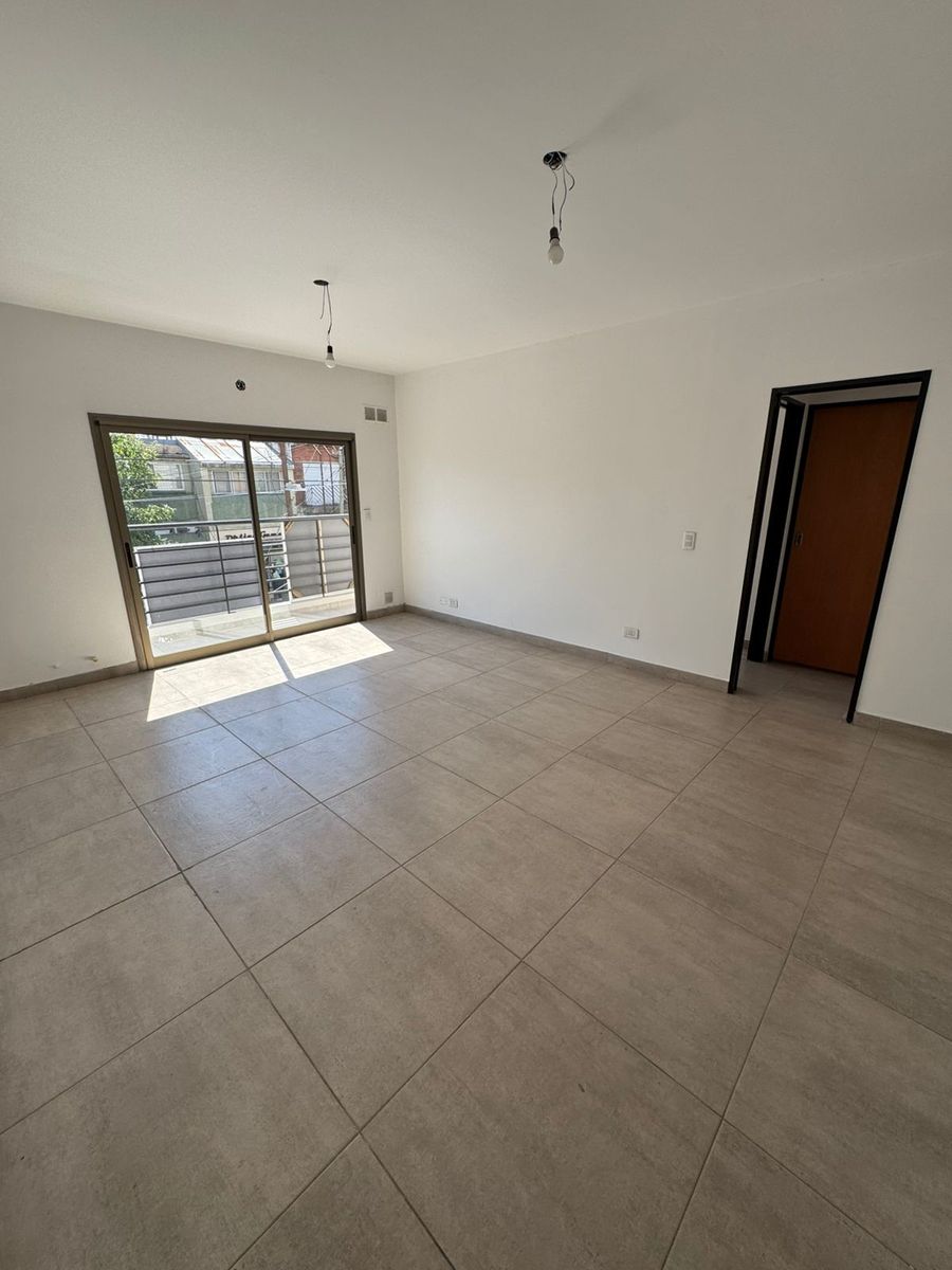 Excelente Departamento 2 Ambientes a Estrenar con Balcón y TerrazaPropiasobre Av. Arieta - Apto Crédito. — foto 2