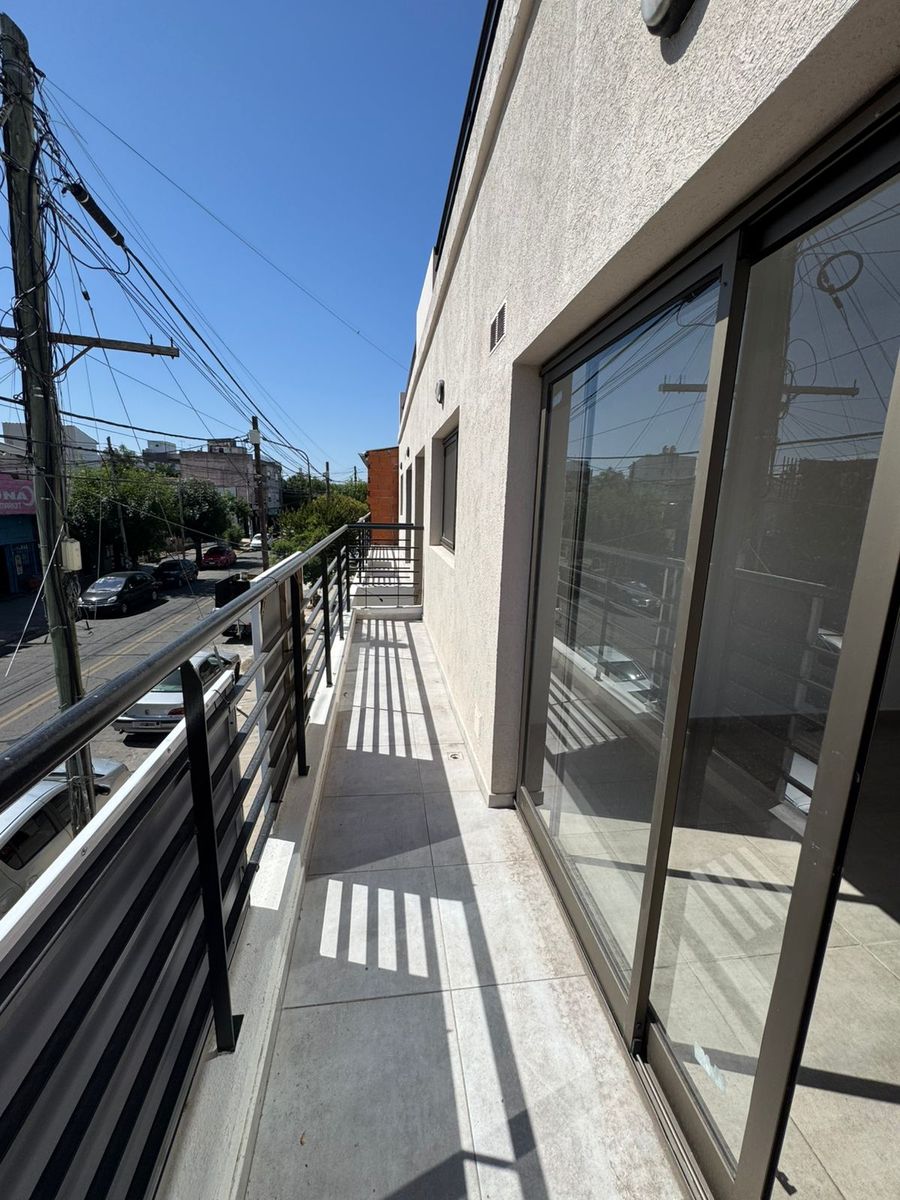 Excelente Departamento 2 Ambientes a Estrenar con Balcón y TerrazaPropiasobre Av. Arieta - Apto Crédito. — foto 3