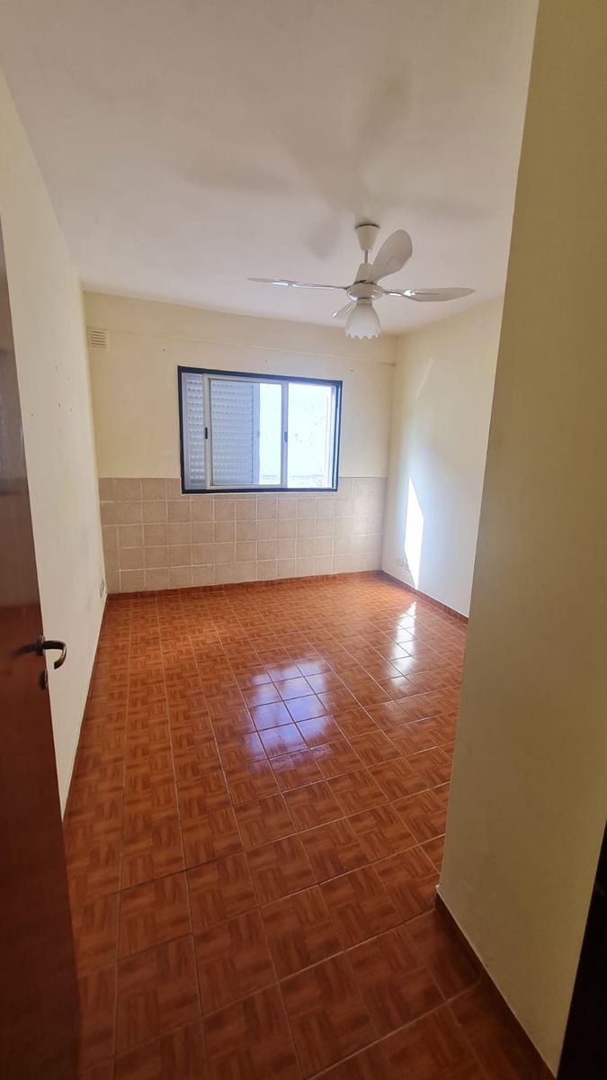 DEPARTAMENTO 3 AMBIENTES PRIMER PISO, TERRAZA EN COMÚN. EXCELENTEUBICACIÓN A METROS DE AV. ARIETA. VILLA LUZURIAGA