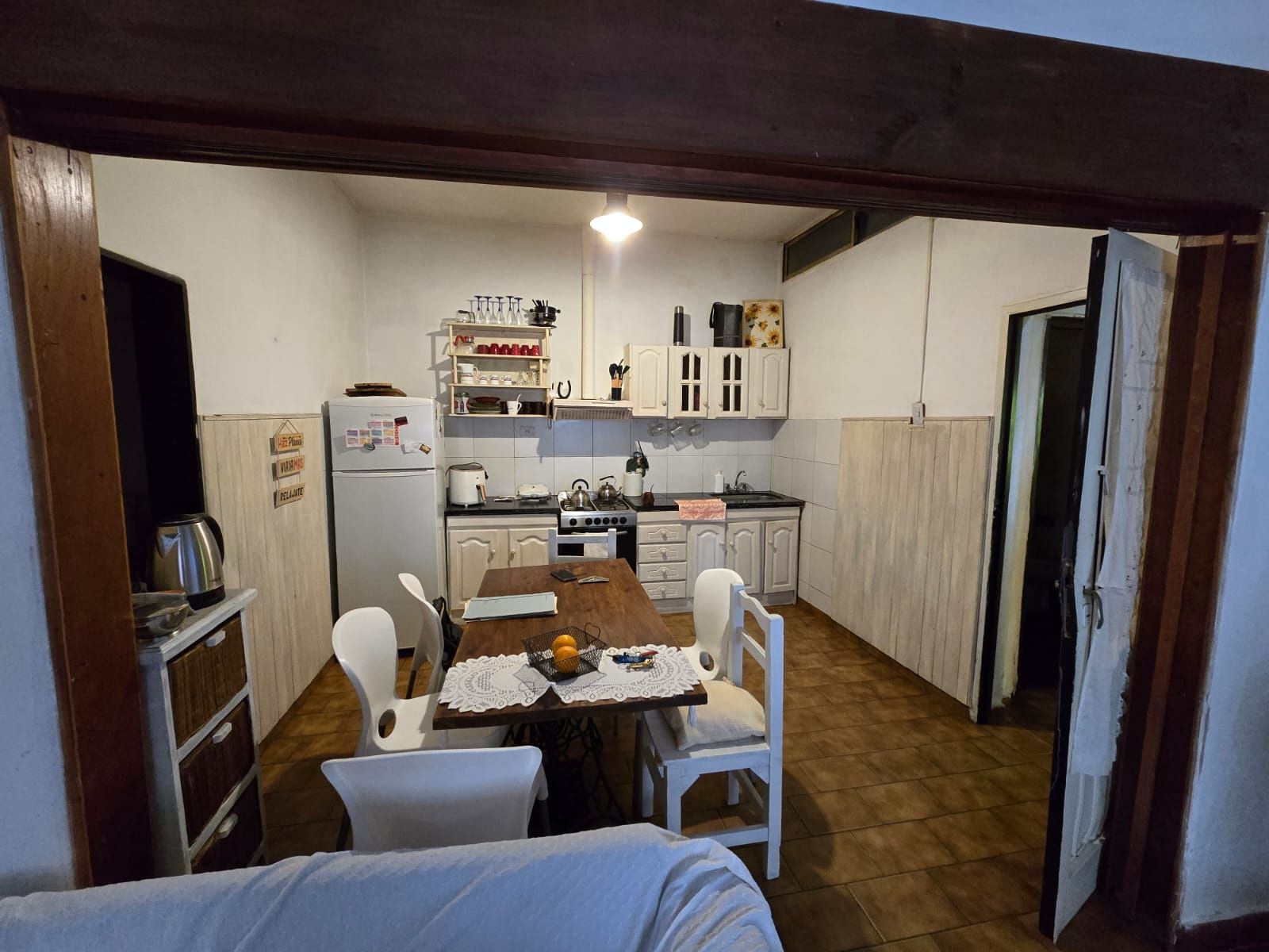 casa en dos plantas 3 ambientes con fondo y garage — foto 8
