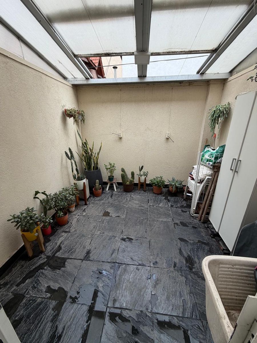 Excelente duplex 3 ambientes al frente en dos plantas con patio. APTO CREDITO. Ubicado a metros de America y una cuadra de Av. Arieta. - 17
