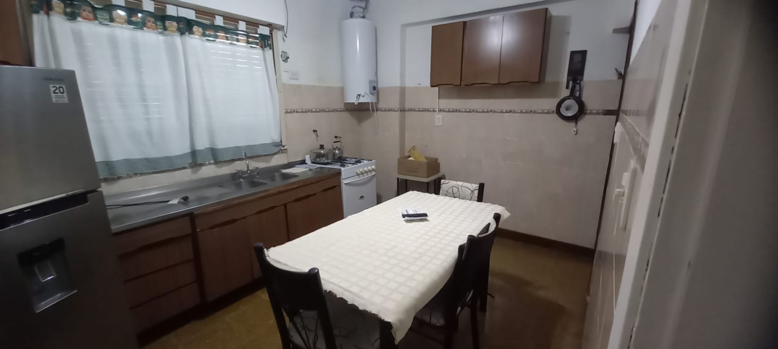 excelente casa 3 ambientes con garage y fondo libre - 6