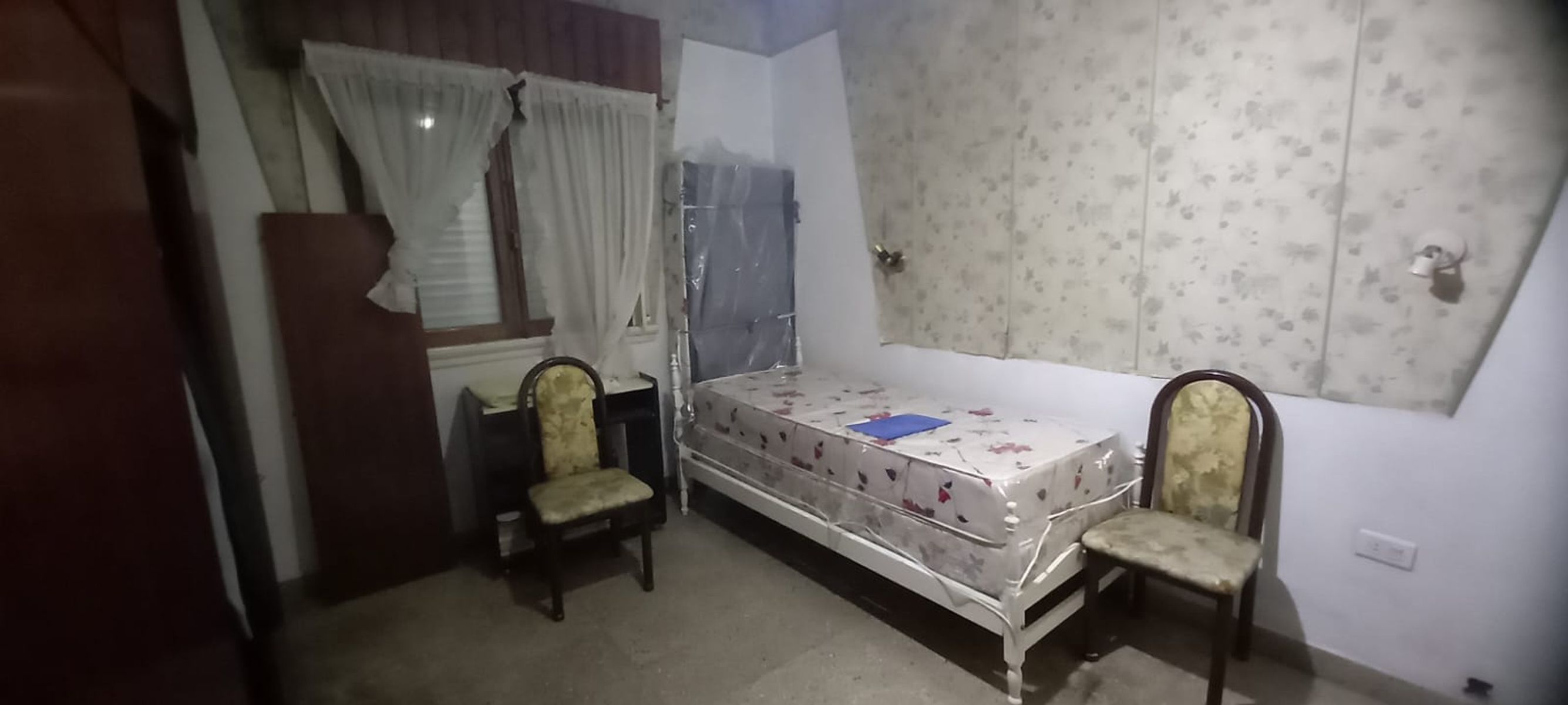 excelente casa 3 ambientes con garage y fondo libre - 9