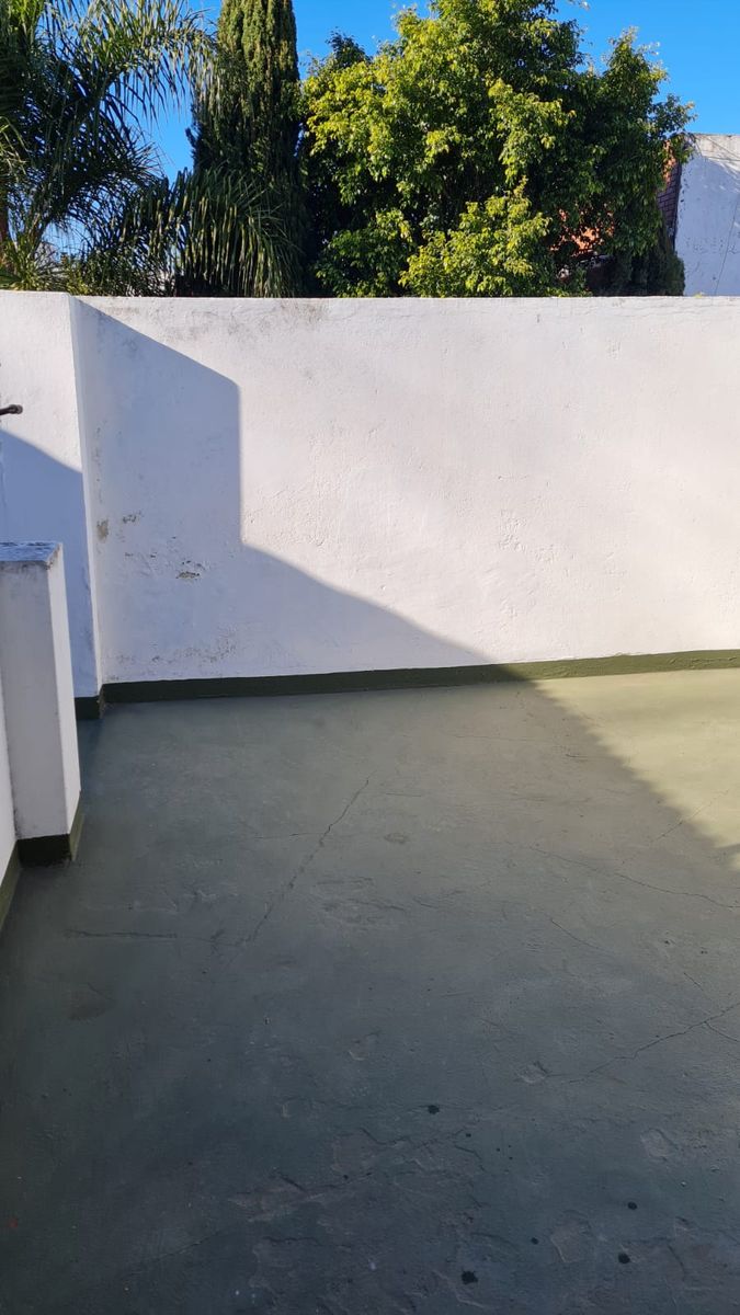 Excelente chalet 4 ambientes con espacio libre, garage, patio y terraza. APTO CREDITO. NUEVO VALOR - 14